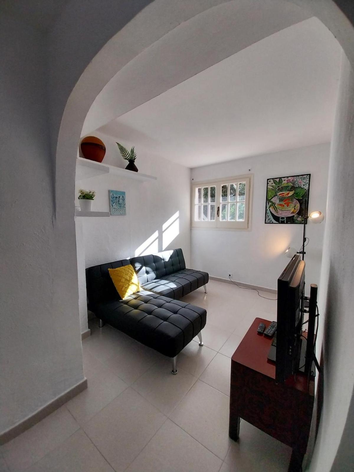 Apartment 2 Bed 10min Walk To *